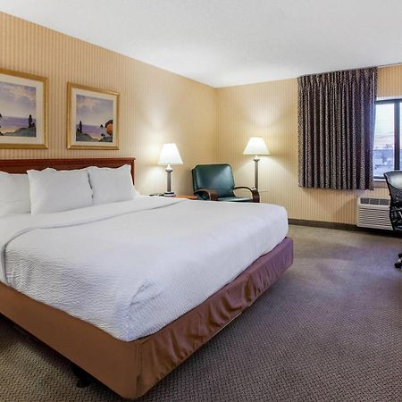 La Quinta Inn By Wyndham Detroit Southgate Buitenkant foto